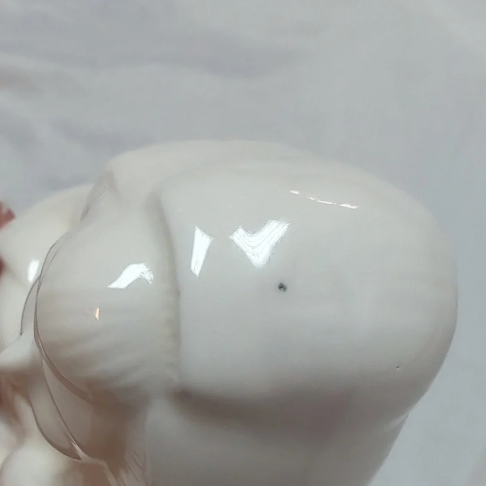 White Geisha with Fan Ceramic Benihana Figurine Vase 8